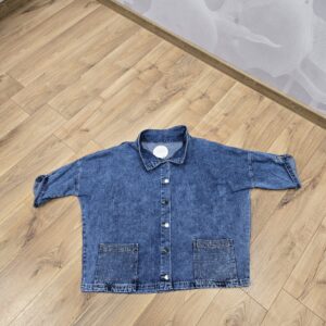 Katana Jeansowa z Cyrkoniami Plus Size – błyszcząca kurtka jeansowa - obrazek 5
